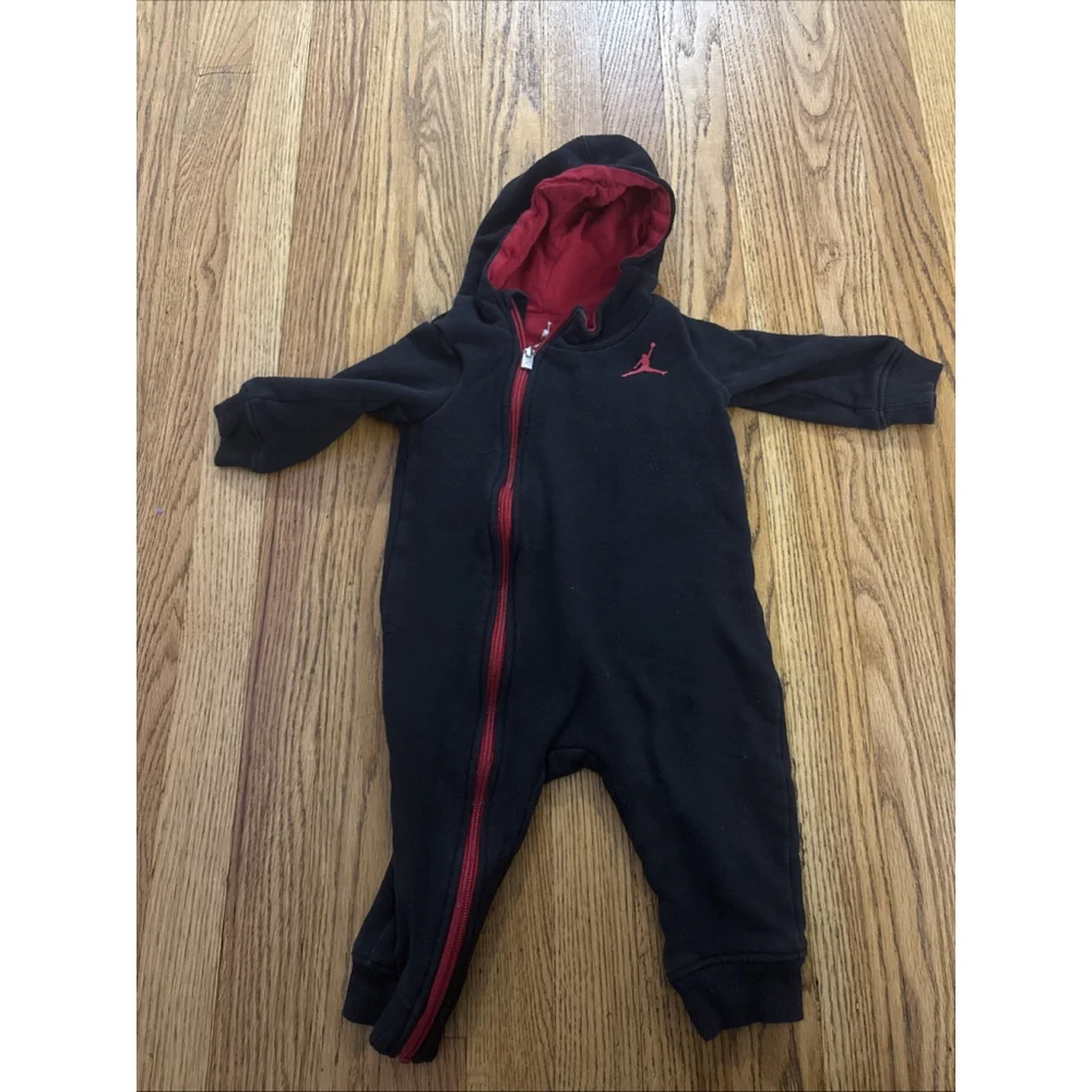 Air Jordan Brand Hooded Full Zip Up Romper Black Red Toddler Size 18 Months